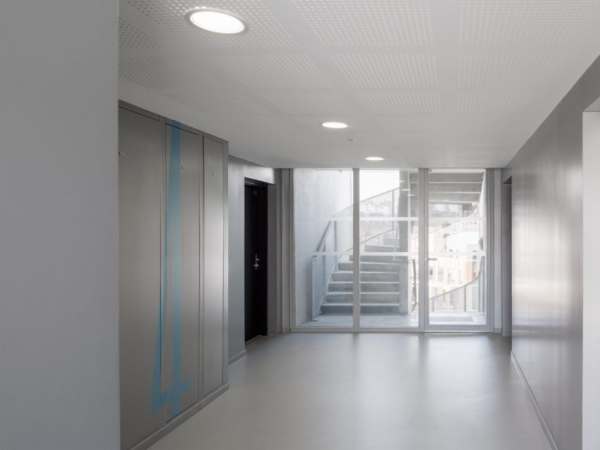 23 housing units in Paris by Karawitz Architects