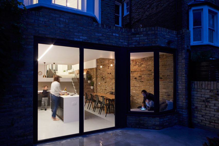 50AR by Scenario Architecture