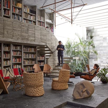 This week’s Dezeen Mail features Apple’s new Macbook Pro and a Mexico City home with crazy paving
