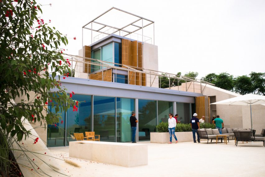 Aamchit Houses by HSS