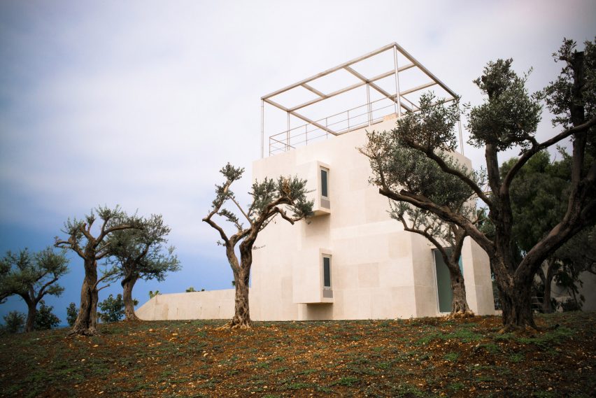 Aamchit Houses by HSS