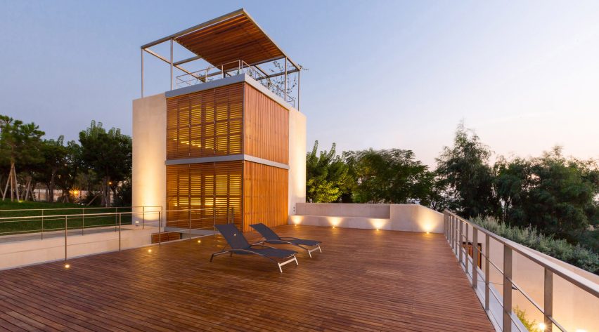 Aamchit Houses by HSS