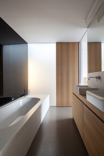 Abeel House by Miass Sys