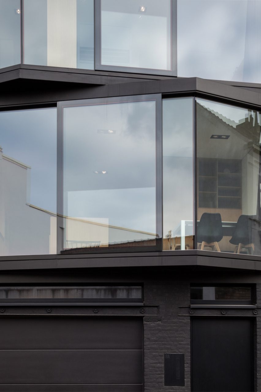 Abeel House by Miass Sys