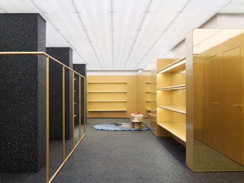 Acne store