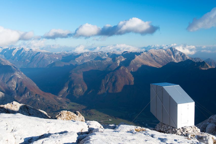 alpine-shelter-ofis-architecture-slovenia_dezeen_2364_col_0