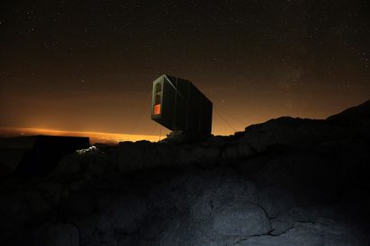 alpine-shelter-ofis-architecture-slovenia_dezeen_2364_col_0