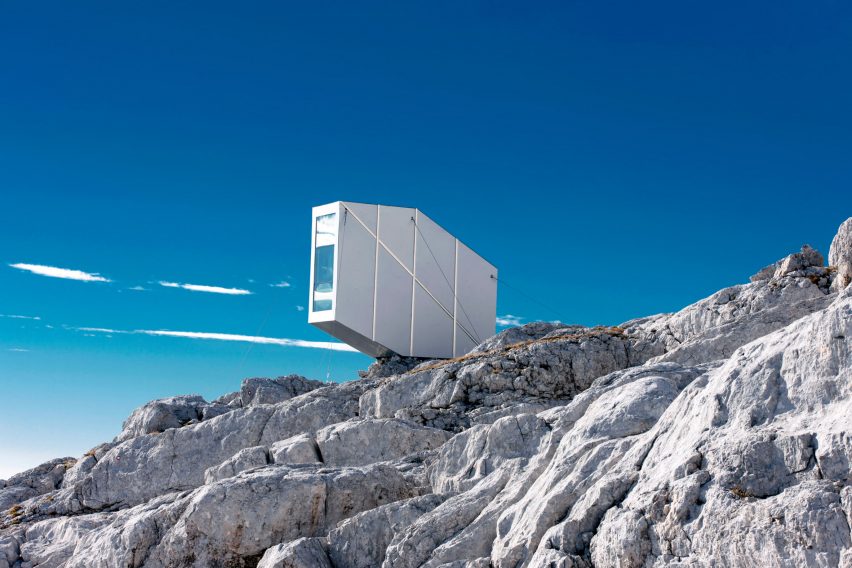 alpine-shelter-ofis-architecture-slovenia_dezeen_2364_col_0