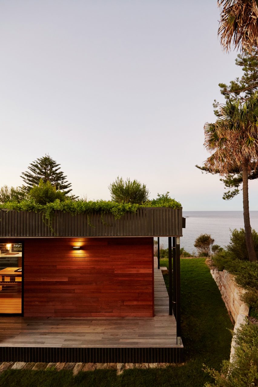 Avalon House by Archiblox