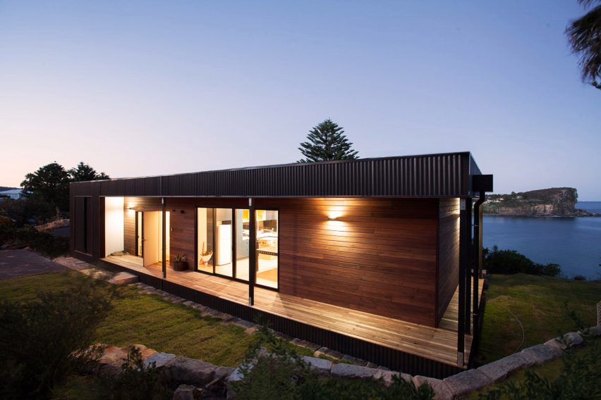 Avalon House by Archiblox