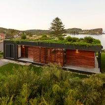 Avalon House by Archiblox