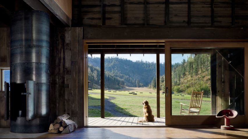 Canyon Barn by MW Works