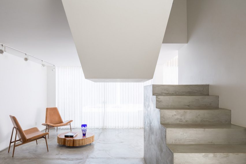 Casa Grid by BLOCO Arquitetos