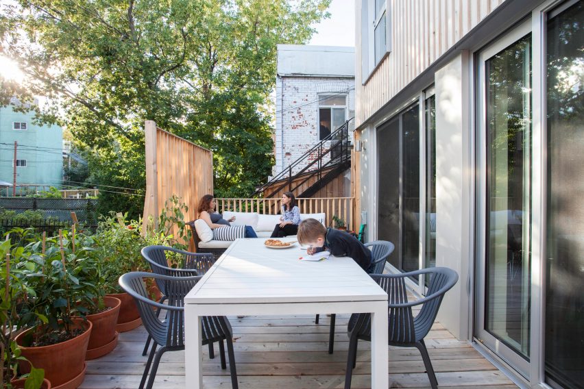 Equinoxe residence by Appareil Architecture