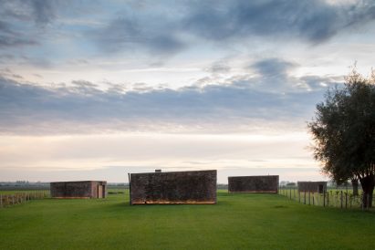 farmhouse-burkeldijk-and-fortress-hazegras-in-knokke-govaert-vanhoutte-architects-architecture-residential_dezeen_2364_col_35