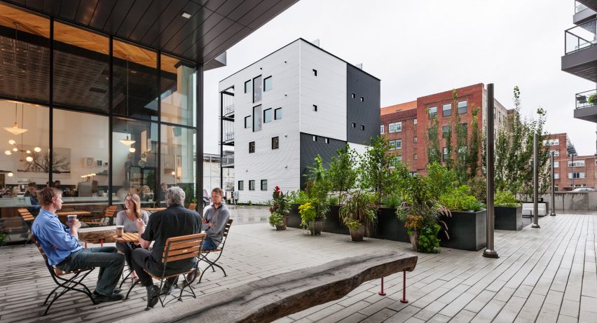 Fast Horse by Salmela Architects