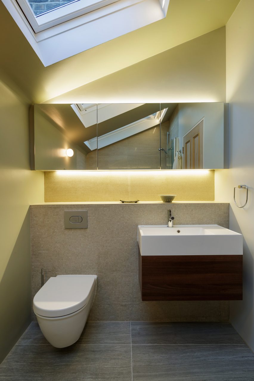 Gallery House Stoke Newington by Neil Dusheiko Architects