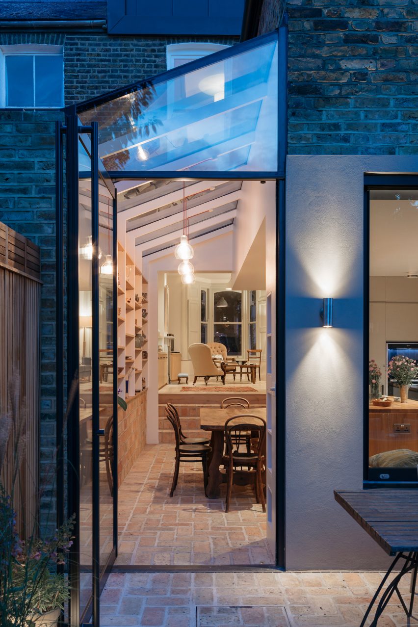 Gallery House Stoke Newington by Neil Dusheiko Architects