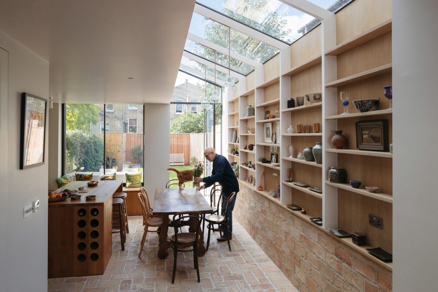 Gallery House Stoke Newington by Neil Dusheiko Architects