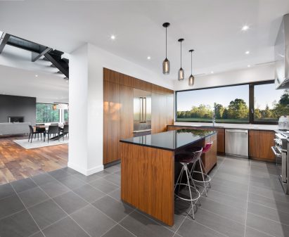 Hemmingford House by Simard