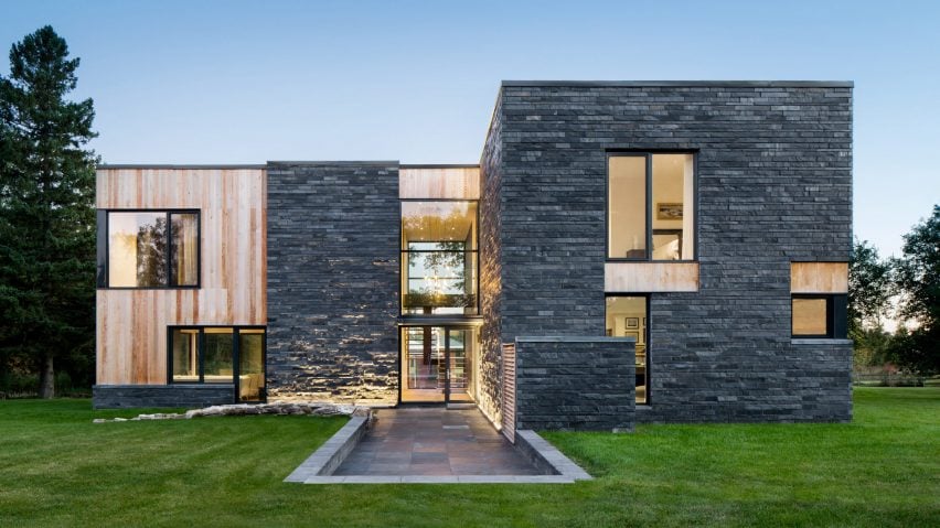 Hemmingford House by Simard