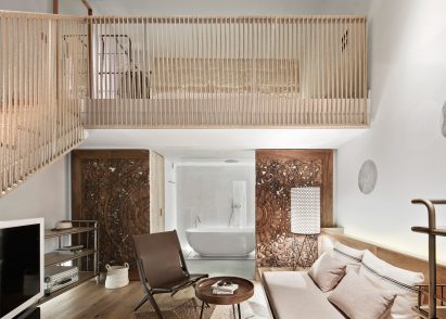hotels-puro-hotel-palma-de-mallorca-spain-ohlab-inside_dezeen_1704_ss_0