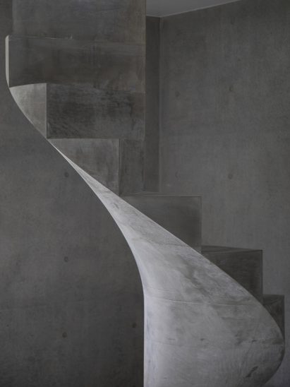 house-akitsu-kazunori-fujimoto-architect-associates-japan-architecture-concrete_dezeen_2364_col_7