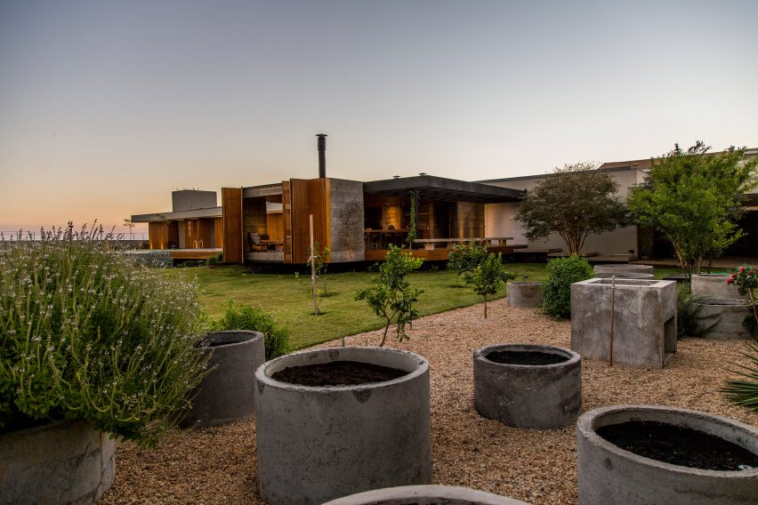 House mcny by mfmais arquitetos