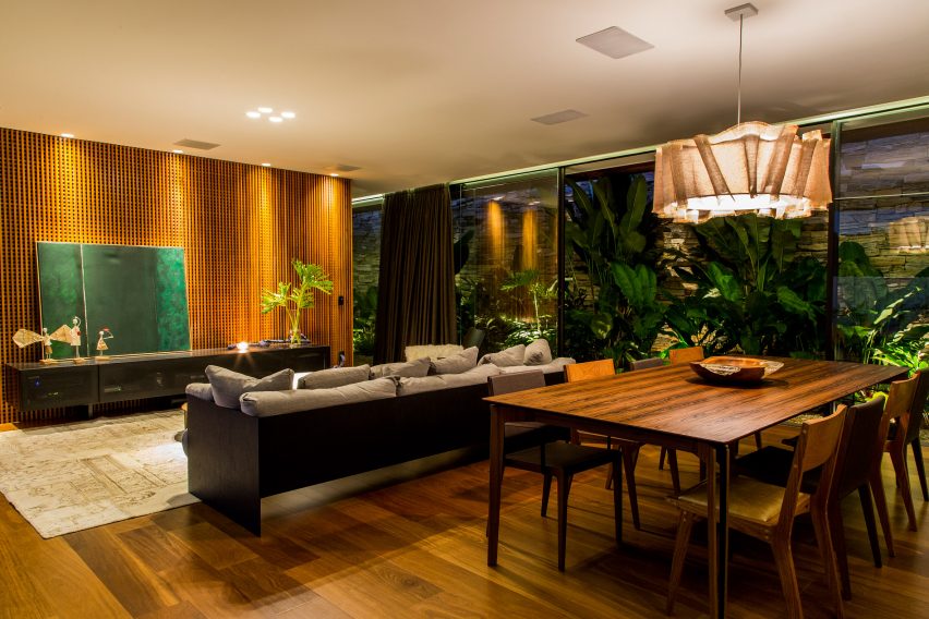 House mcny by mfmais arquitetos