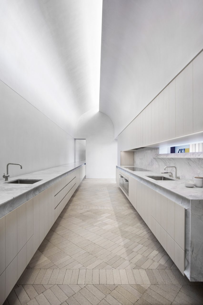 Indigo Slam by Smart Design Studio