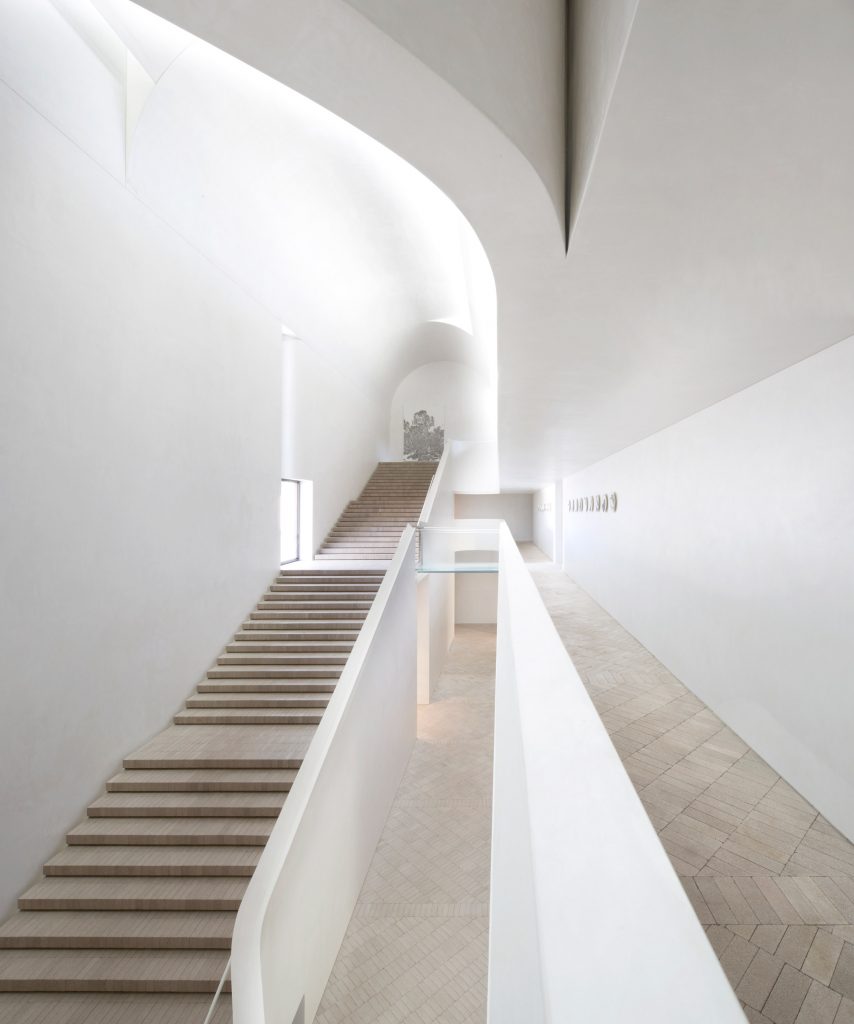 Indigo Slam by Smart Design Studio