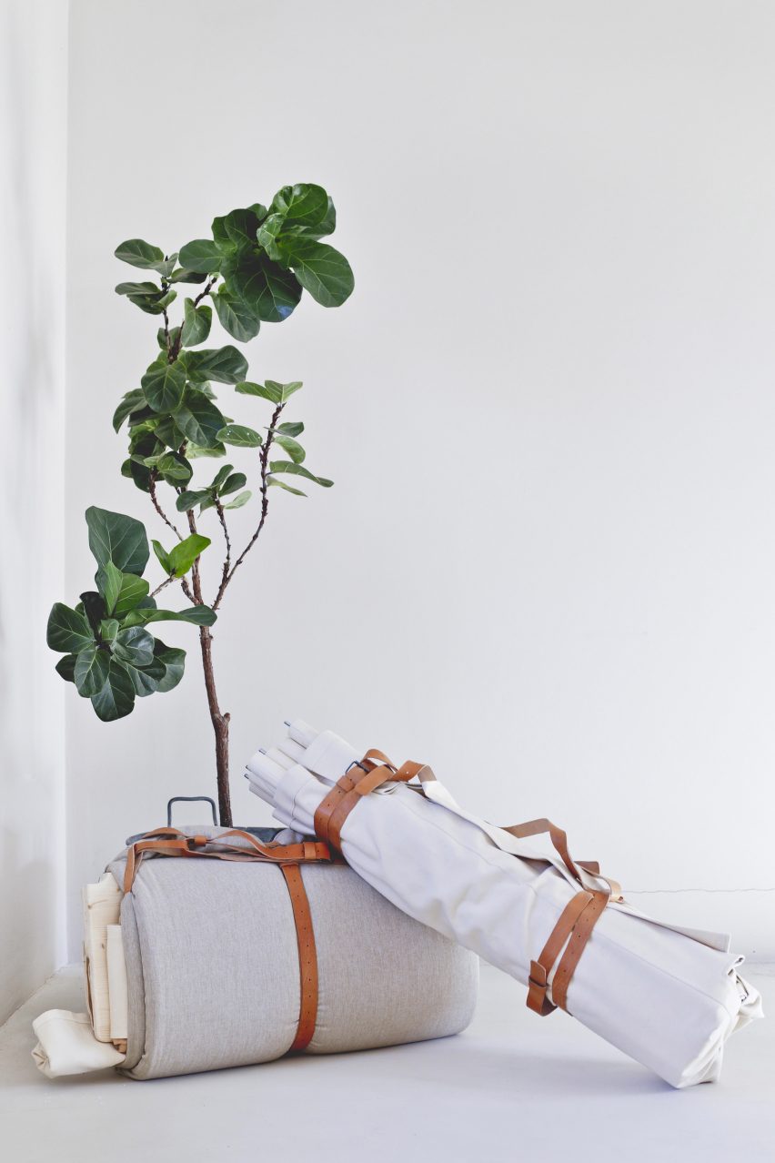 Itaca nomadic furniture by Elena Bompani