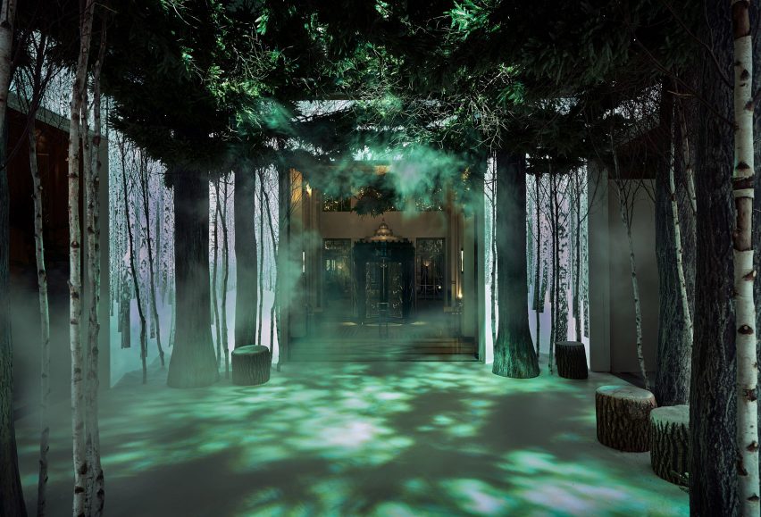 Claridge's Christmas tree by Marc Newson and Jony Ive