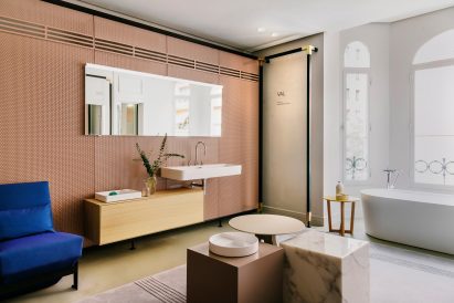 Laufen showroom in Madrid by Patricia Urquiola