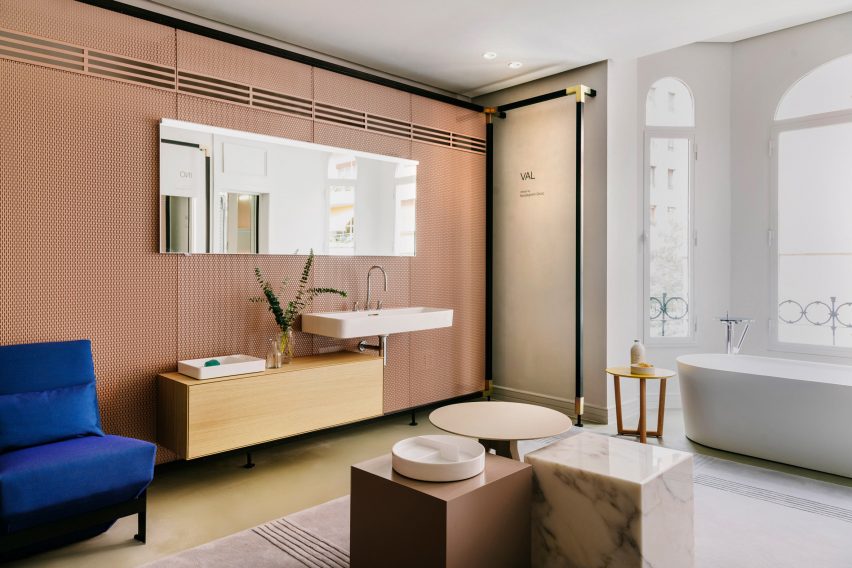 Laufen showroom in Madrid by Patricia Urquiola