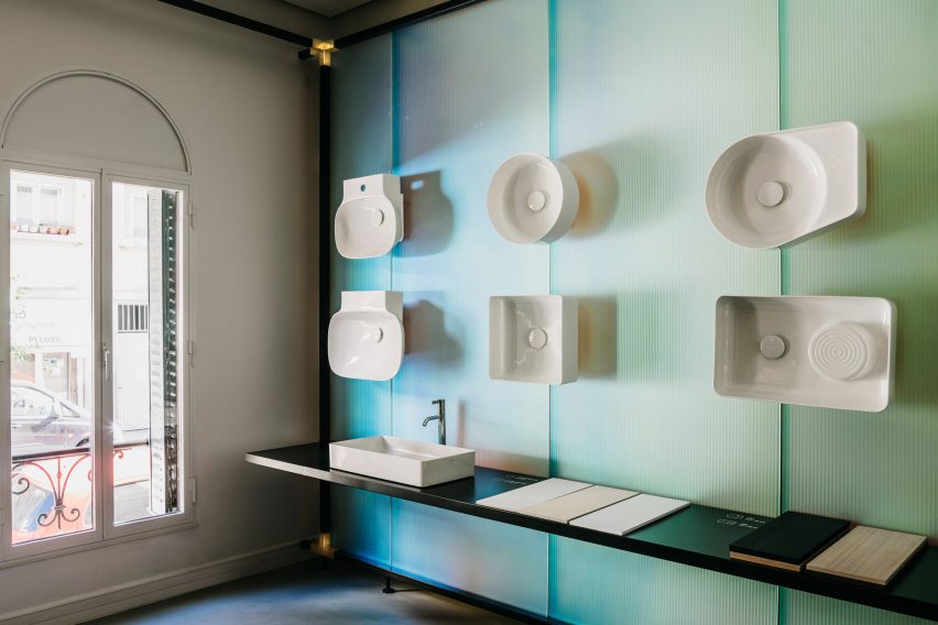 Laufen showroom in Madrid by Patricia Urquiola