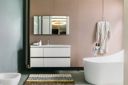 Laufen showroom in Madrid by Patricia Urquiola
