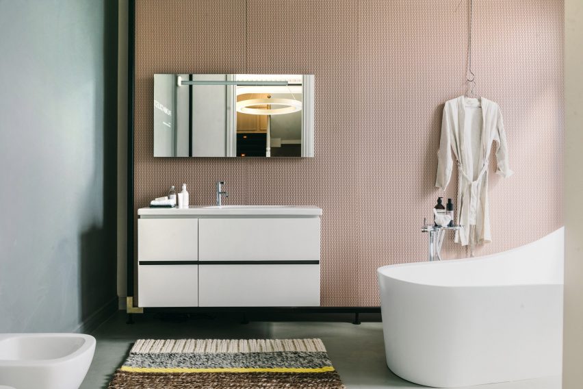 Laufen showroom in Madrid by Patricia Urquiola