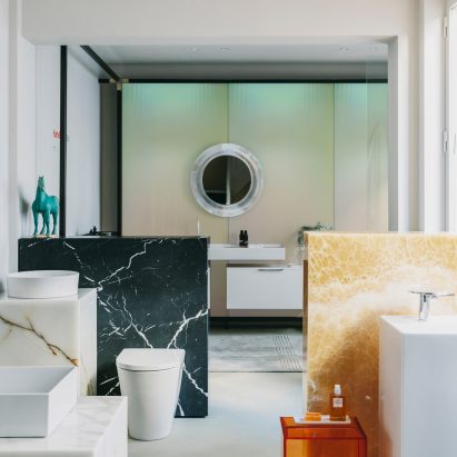 Laufen showroom in Madrid by Patricia Urquiola