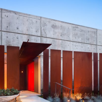 Mask House by Hastings Architectural Associates