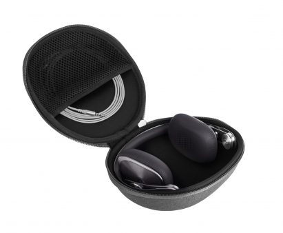 Avanti headphones by Moshi