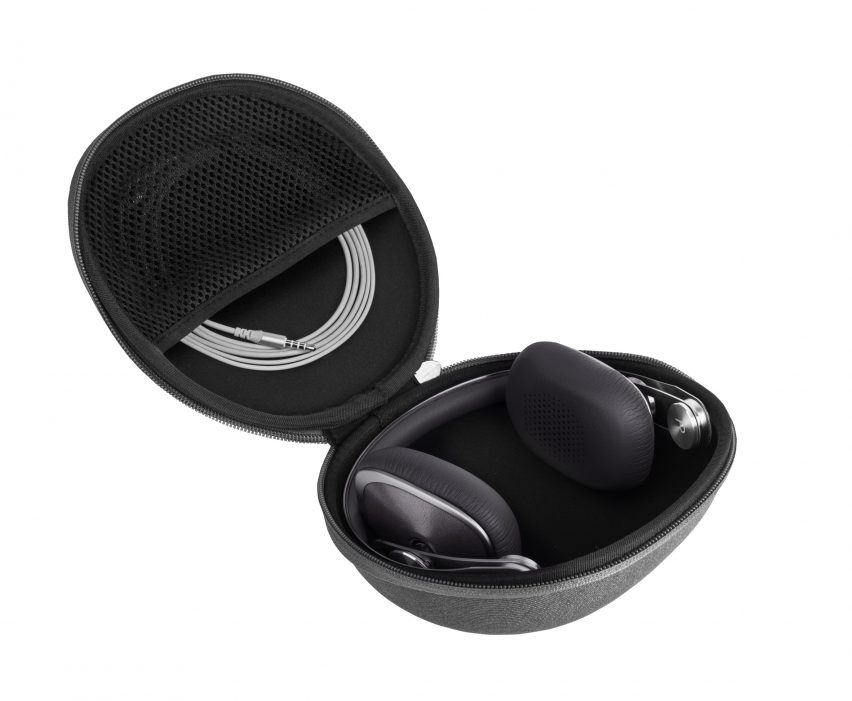 Avanti headphones by Moshi