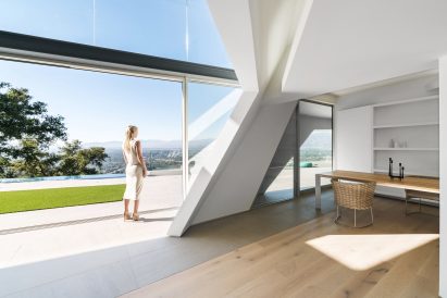 MU77 House by Arshia Architects