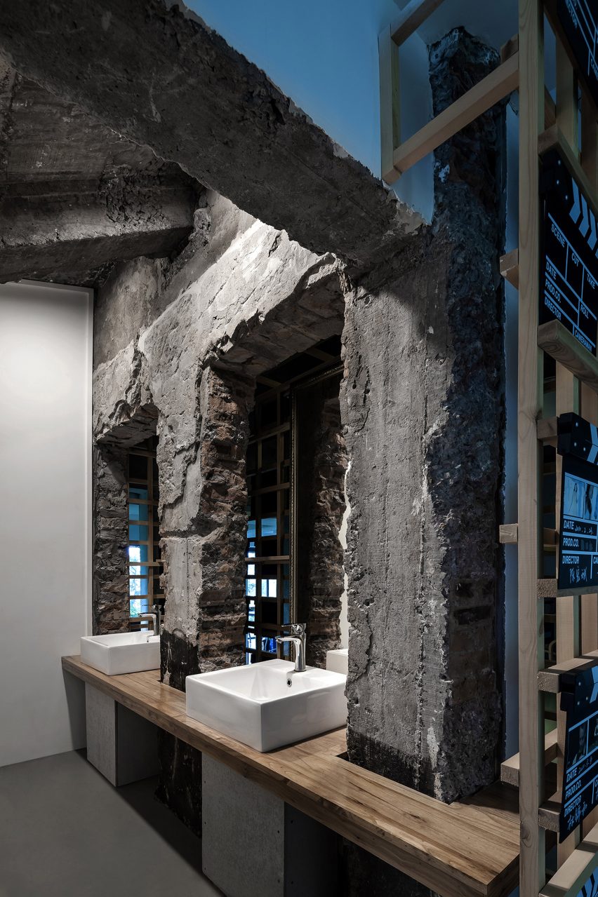 Office design for Blue Moon Films - A Line between Time