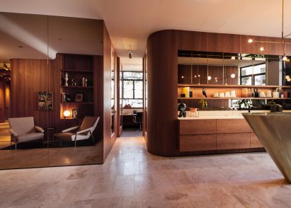 offices-inside-paramount-the-office-space-woods-bagot-architects_dezeen_2364_ss_0