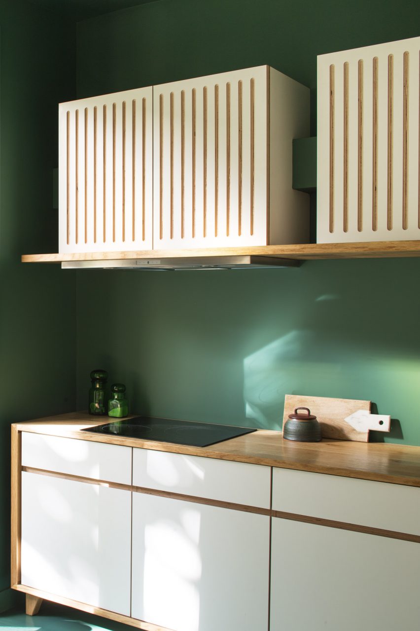 Paris apartment by Les Ateliers Tristan & Sagitta