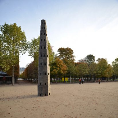 pavilion-fiac-paris-pezo-von-ellrichshausen-architecture-france_dezeen_1704_col_1
