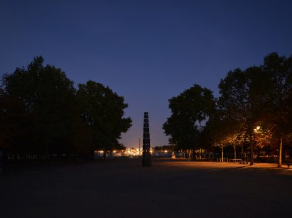 pavilion-fiac-paris-pezo-von-ellrichshausen-architecture-france_dezeen_1704_col_8
