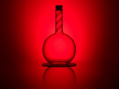 peter-saville-glassware-for-manchester-museum-of-cience-and-industry-design-manchester_dezeen_2364_col_4