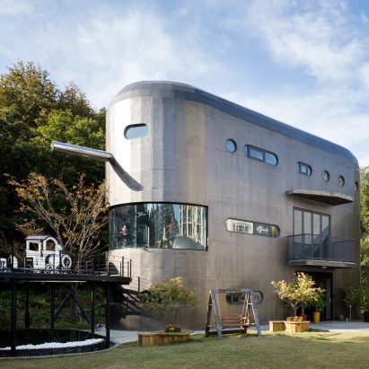Moon Hoon completes museum for a Pinocchio doll collector near Seoul